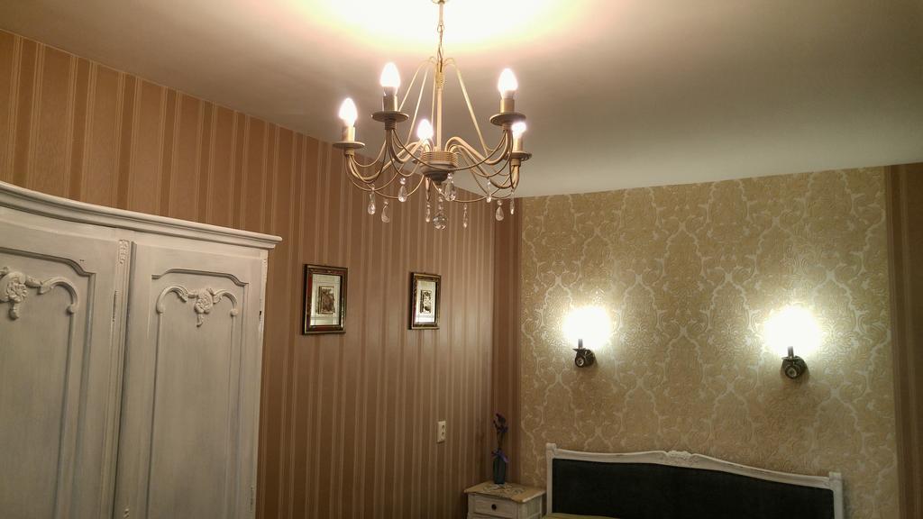 Apartment Near Dnipro Arena Bagian luar foto