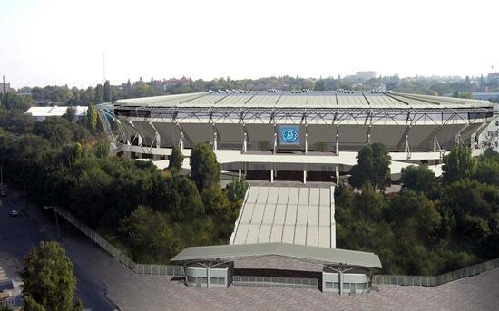 Apartment Near Dnipro Arena Bagian luar foto