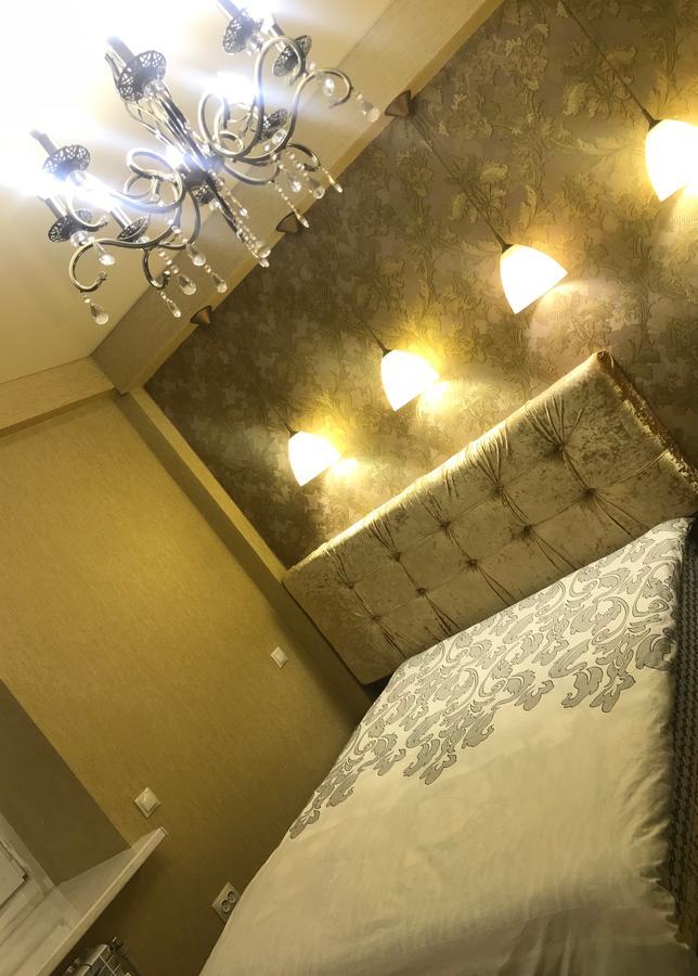 Apartment Near Dnipro Arena Bagian luar foto