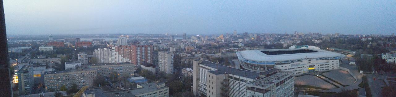 Apartment Near Dnipro Arena Bagian luar foto